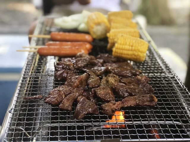 社員同士で明るく賑やかに過ごしています